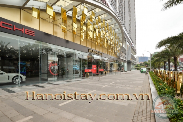 Tận hưởng ngay cuộc sống tại căn hộ cao cấp 2PN tại Vinhomes Metropolis - điểm chọn của nhiều chuyên gia nước ngoài. 15