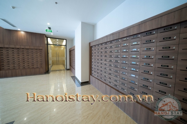 Tận hưởng ngay cuộc sống tại căn hộ cao cấp 2PN tại Vinhomes Metropolis - điểm chọn của nhiều chuyên gia nước ngoài. 17
