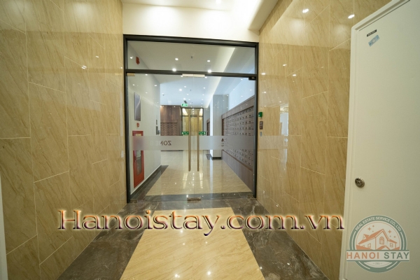 Tận hưởng ngay cuộc sống tại căn hộ cao cấp 2PN tại Vinhomes Metropolis - điểm chọn của nhiều chuyên gia nước ngoài. 18