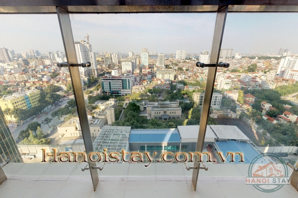 Tận hưởng ngay cuộc sống tại căn hộ cao cấp 2PN tại Vinhomes Metropolis - điểm chọn của nhiều chuyên gia nước ngoài. 28