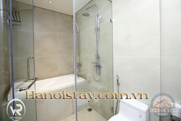 Cho thuê căn hộ phong cách Châu Âu tại Trịnh Công Sơn, Hồ Tây 8