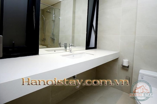 Cho thuê căn hộ phong cách Châu Âu tại Trịnh Công Sơn, Hồ Tây 9