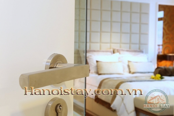 Cho thuê Căn hộ dịch vụ Hoàng Thành Tower đẹp phong cách phương Tây sang trọng, thanh lịch, trang nhã 9