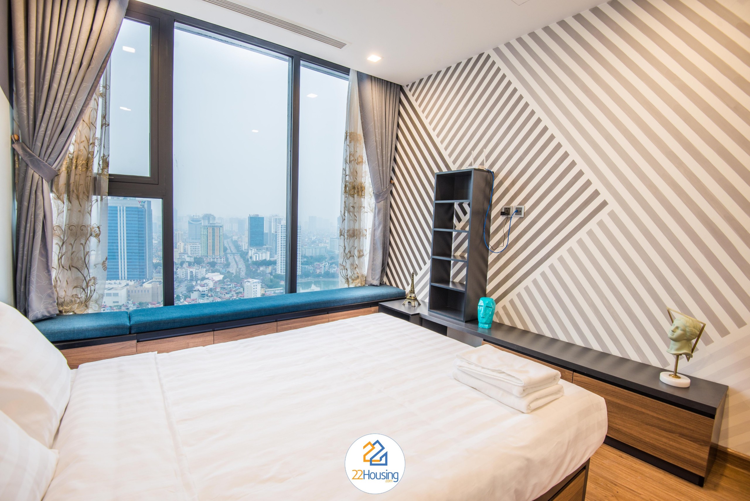 Căn Hộ 3 Phòng Ngủ View 3 Hồ Tại Vinhome Metropolis Cho Người Nước Ngoài Thuê 15