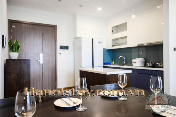 Cho Người Nước Ngoài Thuê Giá Rẻ Căn Hộ Full Đồ Tại 2 Vinhome Metropolis 4