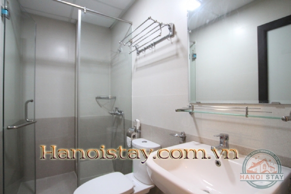 Cho thuê căn hộ dịch vụ 02 phòng ngủ giá cực kỳ hấp dẫn mùa Covid phố Xuân Diệu 2