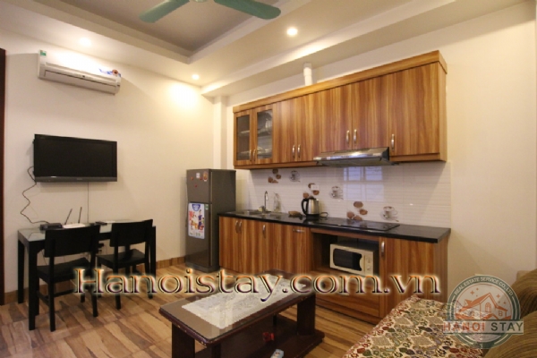 Cho thuê căn hộ dịch vụ 02 phòng ngủ giá cực kỳ hấp dẫn mùa Covid phố Xuân Diệu 6