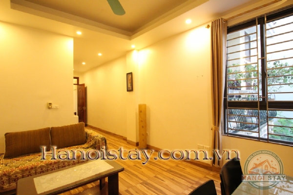 Cho thuê căn hộ dịch vụ 02 phòng ngủ giá cực kỳ hấp dẫn mùa Covid phố Xuân Diệu 7
