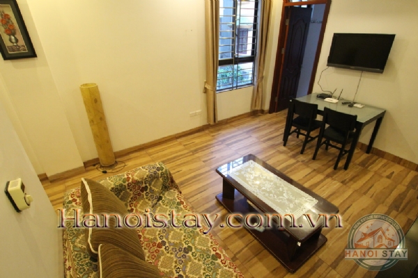 Cho thuê căn hộ dịch vụ 02 phòng ngủ giá cực kỳ hấp dẫn mùa Covid phố Xuân Diệu 8