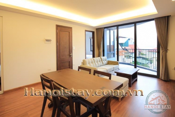 Cuộc sống bình yên tại căn hộ dịch vụ cho thuê 2 phòng ngủ phố Quảng Khánh, Tây Hồ 3
