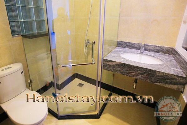 Cuộc sống bình yên tại căn hộ dịch vụ cho thuê 2 phòng ngủ phố Quảng Khánh, Tây Hồ 19