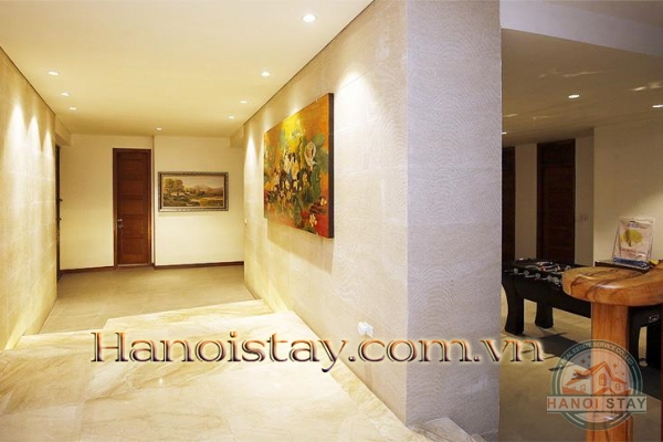 Hot!!! Cần cho thuê căn hộ dịch vụ 1 phòng ngủ +, ban công view Hồ Tây tại Làng Yên Phụ 1