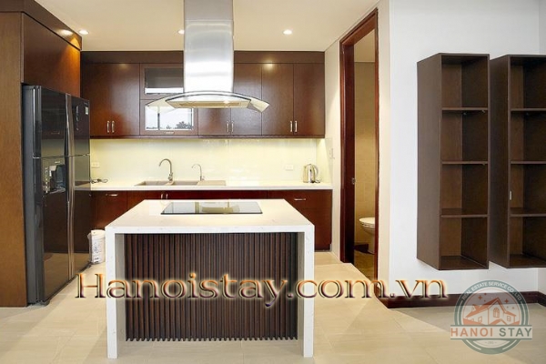 Hot!!! Cần cho thuê căn hộ dịch vụ 1 phòng ngủ +, ban công view Hồ Tây tại Làng Yên Phụ 10