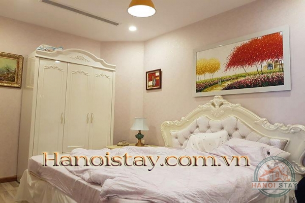 Chính chủ cho thuê căn hộ phong cách Tân Cổ Điển tuyệt đẹp tại Vinhomes Metropolis 1