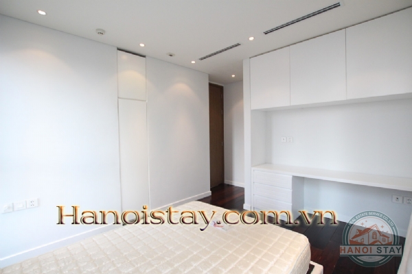 Cần cho thuê gấp căn hộ dịch vụ cao cấp chính chủ ngay cạnh Syrena Tower 28