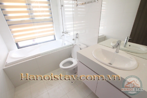 Căn hộ dịch vụ phố Tô Ngọc Vân sát Hồ Tây giá cạnh tranh, đầy đủ tiện ích, yên tĩnh và an ninh 1