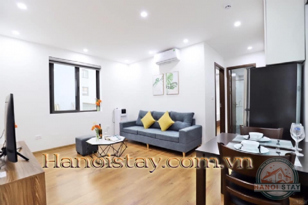 Cho thuê căn hộ dịch vụ mini CÓ THANG MÁY ngay cạnh Công viên nước Hồ Tây 3