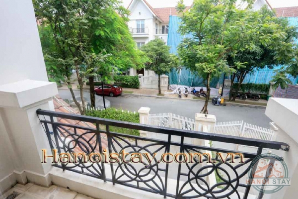 Cho thuê biệt thự Vinhomes Riverside không gian sống xanh trong lòng thành phố 17