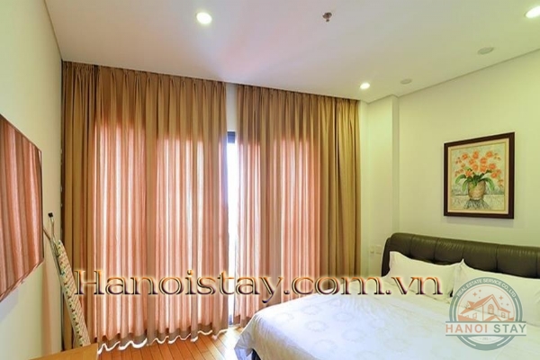 Cho thuê căn hộ Duplex Penthouse Tây Hồ với ban công xịn sò, view Hồ Tây đẹp như tranh 26