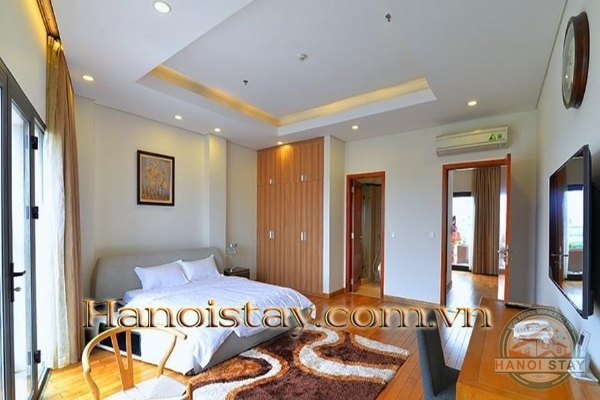 Cho thuê căn hộ Duplex Penthouse Tây Hồ với ban công xịn sò, view Hồ Tây đẹp như tranh 30
