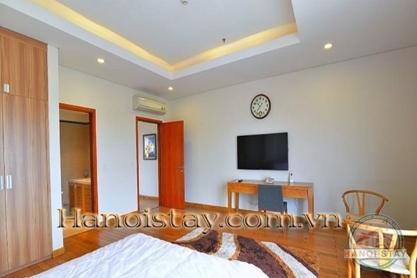 Cho thuê căn hộ Duplex Penthouse Tây Hồ với ban công xịn sò, view Hồ Tây đẹp như tranh 32