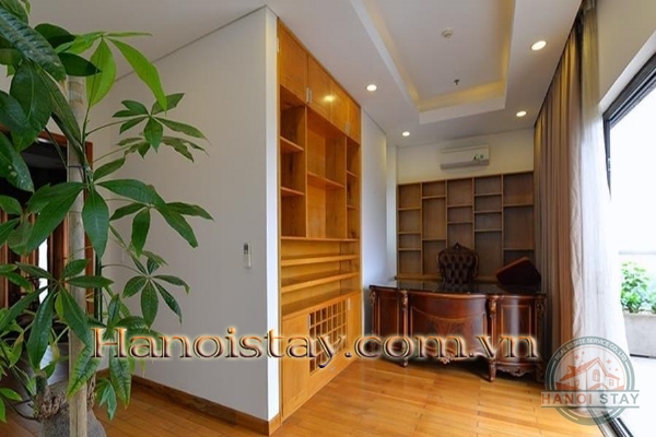 Cho thuê căn hộ Duplex Penthouse Tây Hồ với ban công xịn sò, view Hồ Tây đẹp như tranh 34
