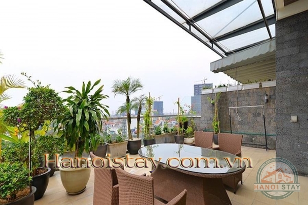 Cho thuê căn hộ Duplex Penthouse Tây Hồ với ban công xịn sò, view Hồ Tây đẹp như tranh 39