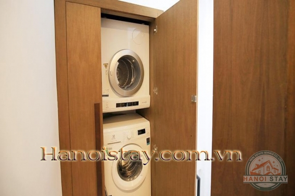 Cho thuê Căn hộ Cao Cấp 2 phòng ngủ Quảng Khánh view hồ Tây, phù hợp với người nước ngoài 11