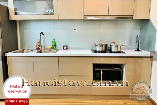 Cho thuê căn hộ cao cấp 2PN vinhomes west point 6