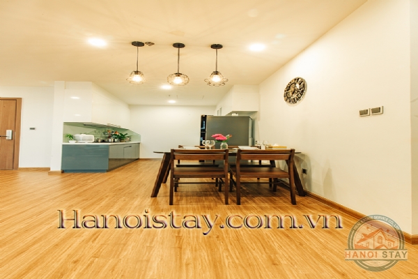 Căn hộ mới, hiện đại, tràn ngập ánh sáng tự nhiên tại khu đô thị sinh thái đầy cây và hoa Vinhomes Green Bay 12