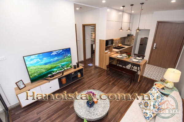 Tận hưởng thiên nhiên, hoa và không khí trong lành tại căn hộ Vinhomes Green Bay 10