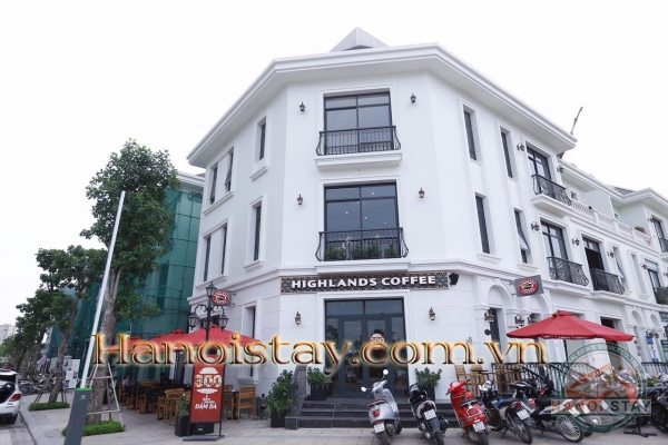 Tận hưởng thiên nhiên, hoa và không khí trong lành tại căn hộ Vinhomes Green Bay 12