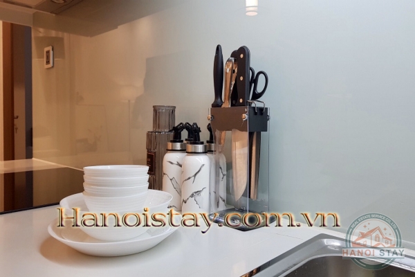 Tận hưởng thiên nhiên, hoa và không khí trong lành tại căn hộ Vinhomes Green Bay 18