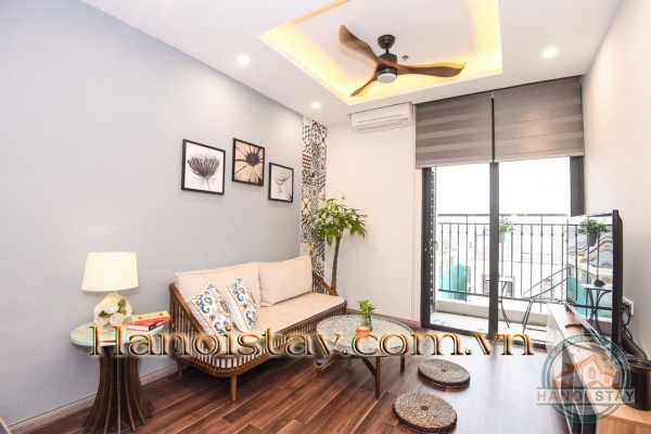 Tận hưởng thiên nhiên, hoa và không khí trong lành tại căn hộ Vinhomes Green Bay 20