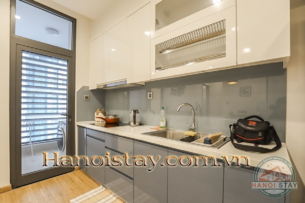 Cho người Nhật thuê căn hộ Vinhomes Metropolis Liễu Giai 15