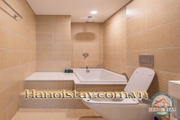 Cho thuê căn hộ 2 phòng ngủ tại Vinhome Metropolis, tòa M2, tầng trung, full đồ 14