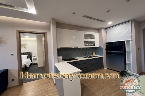 Cho thuê căn hộ 2 phòng ngủ tại Vinhome Metropolis, tòa M2, tầng trung, full đồ 15