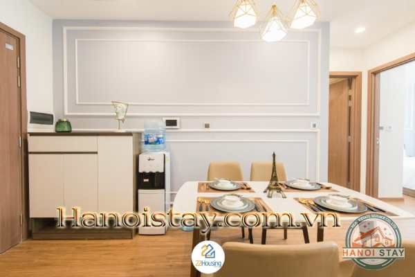 Cho thuê căn hộ 2 phòng ngủ tại Vinhome Metropolis, tầng cao, view trực diện Hồ Tây 4