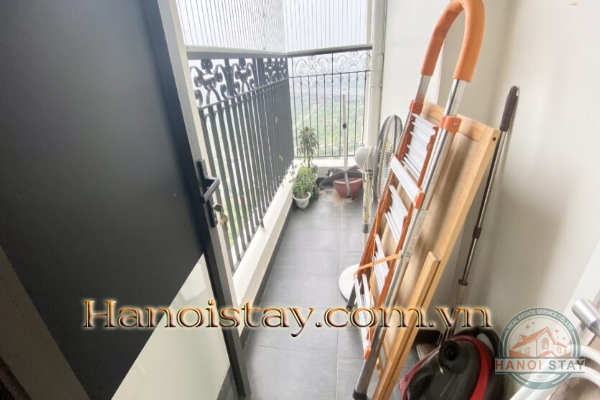 Cho thuê căn hộ 3PN view sông Hồng tòa R3 Sunshine Riverside, quận Tây Hồ 2