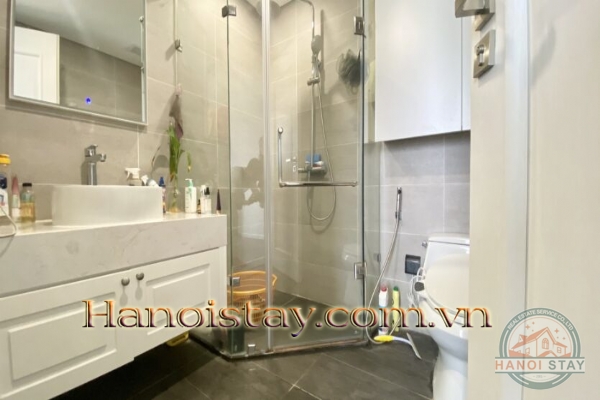 Cho thuê căn hộ 3PN view sông Hồng tòa R3 Sunshine Riverside, quận Tây Hồ 4