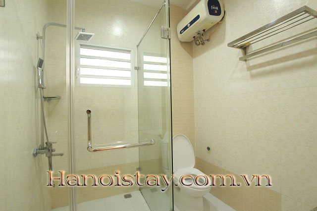 Cần cho thuê căn hộ dịch vụ cho người nước ngoài tại trung tâm Hoàn Kiếm 3