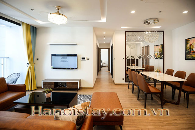 Căn Hộ 3 Phòng Ngủ Đủ Đồ, View Tuyệt Đẹp Cho Thuê Dài Hạn Tại Vinhome Metropolis 1