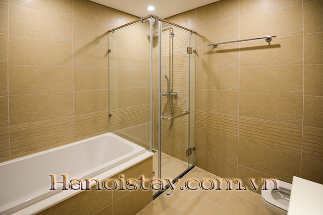 Căn Hộ 3 Phòng Ngủ Đủ Đồ, View Tuyệt Đẹp Cho Thuê Dài Hạn Tại Vinhome Metropolis 10