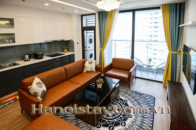Căn Hộ 3 Phòng Ngủ Đủ Đồ, View Tuyệt Đẹp Cho Thuê Dài Hạn Tại Vinhome Metropolis 15