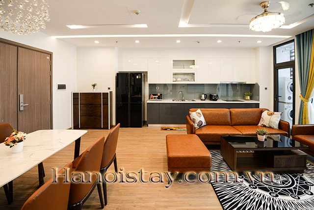 Căn Hộ 3 Phòng Ngủ Đủ Đồ, View Tuyệt Đẹp Cho Thuê Dài Hạn Tại Vinhome Metropolis 2