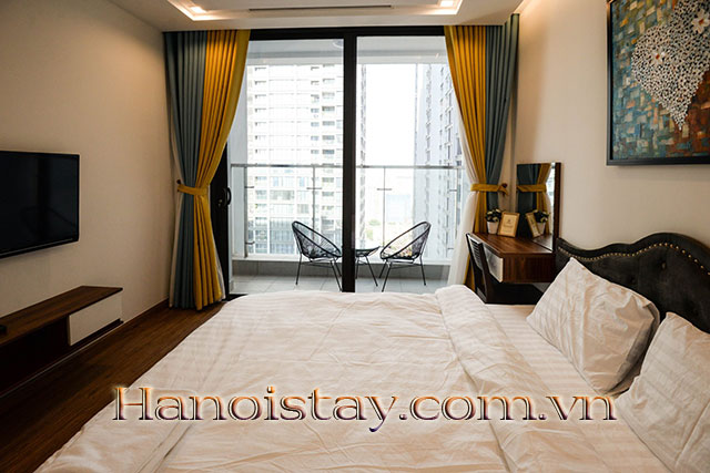 Căn Hộ 3 Phòng Ngủ Đủ Đồ, View Tuyệt Đẹp Cho Thuê Dài Hạn Tại Vinhome Metropolis 20