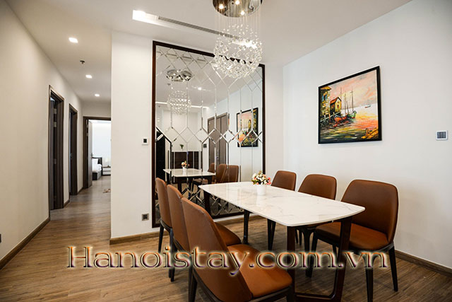 Căn Hộ 3 Phòng Ngủ Đủ Đồ, View Tuyệt Đẹp Cho Thuê Dài Hạn Tại Vinhome Metropolis 21