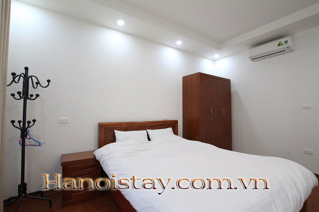 Căn Hộ 3 Phòng Ngủ Hiện Đại Và Đầy Đủ Nội Thất Cho Thuê Gần Hồ Tây 3