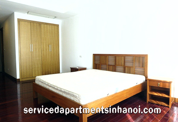 Căn hộ 3 phòng ngủ hướng về Hồ với ban công đáng yêu ở Tây Hồ cho thuê 7