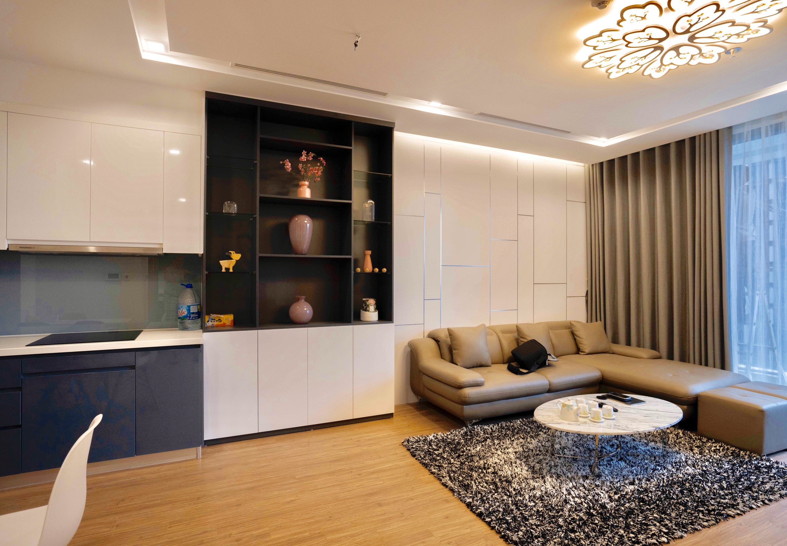 Căn Hộ Chính Chủ M2 Metropolis, 2 Phòng Ngủ Cho Người Nước Ngoài Thuê, Giá Cực Tốt 9